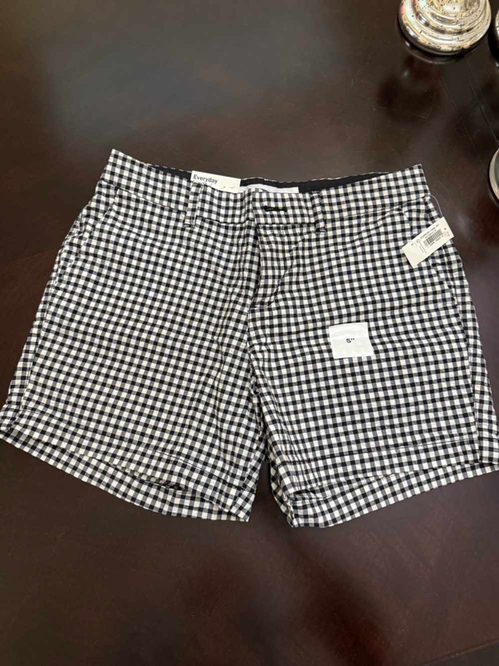 Old Navy Black and White Gingham Flat Front Women’s Shorts